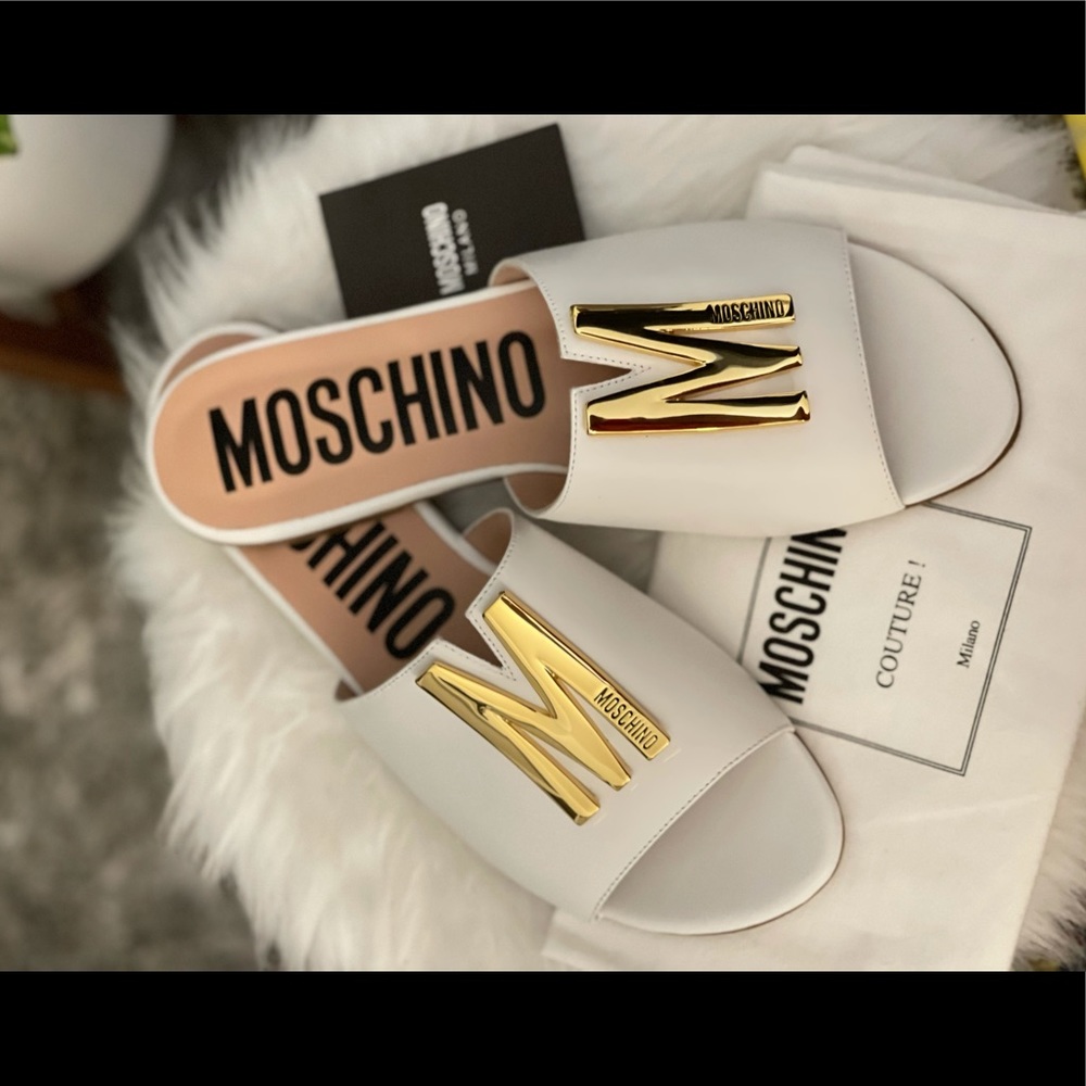 MOSCHINO SLIDES